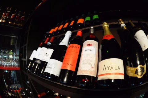 Adega de vinhos