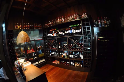 Adega de vinhos